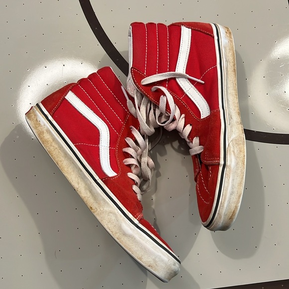 ⚡️VANS Red High Top Skate Sneakers - Picture 2 of 7